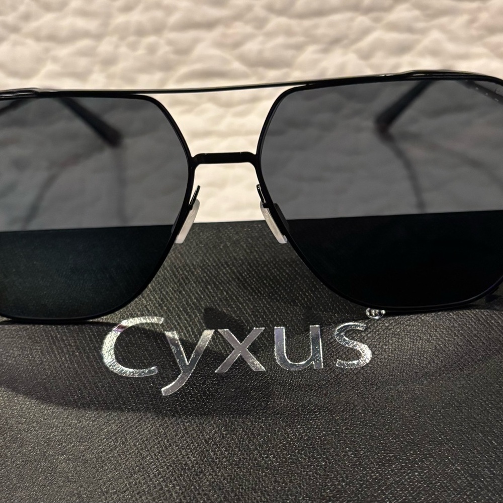 Black Aviator Sunglasses